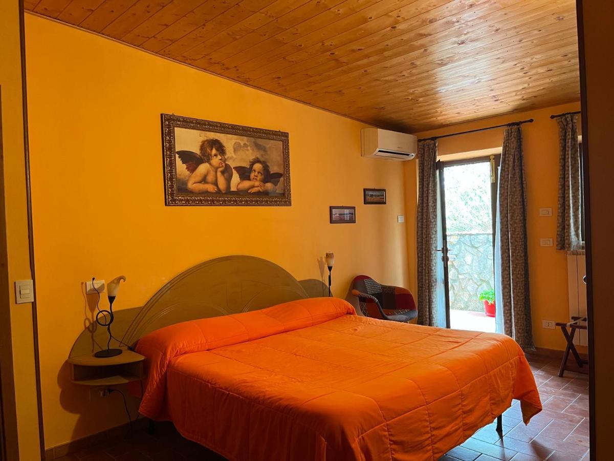 モンテメラノ Agriturismo Poggio Del Drago Bed & Breakfast エクステリア 写真