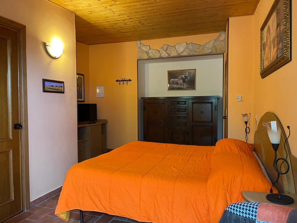 モンテメラノ Agriturismo Poggio Del Drago Bed & Breakfast エクステリア 写真