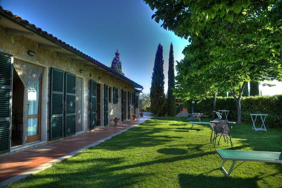 モンテメラノ Agriturismo Poggio Del Drago Bed & Breakfast エクステリア 写真